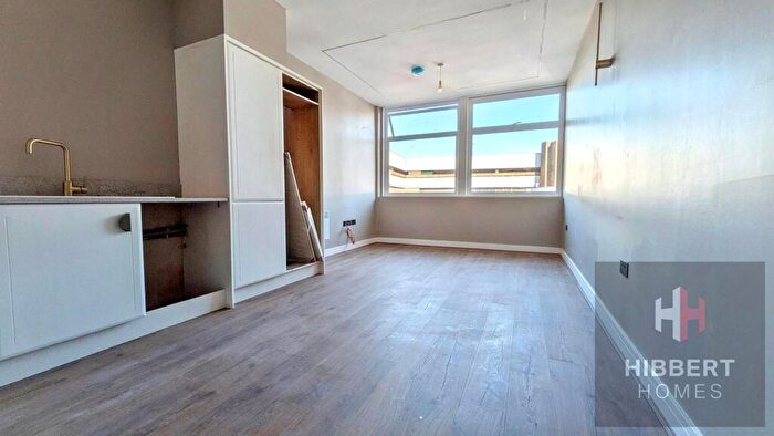 1 Bedroom Apartment To Rent In A Great Underbank, Stockport, SK1