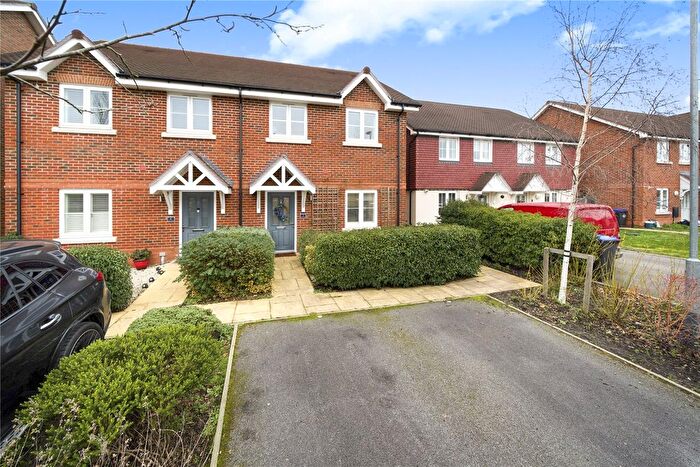 3 Bedroom Semi Detached House For Sale In West End, Woking, Surrey, GU24