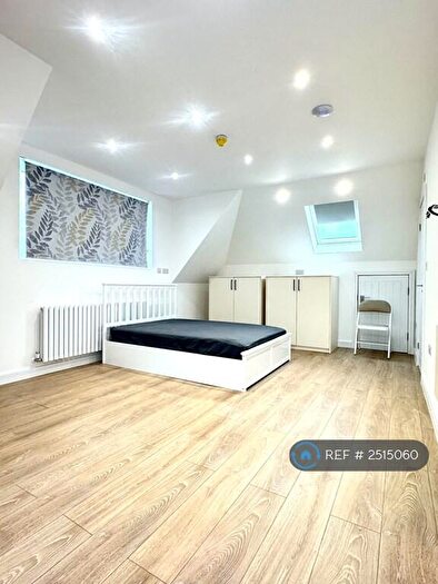 Studio To Rent In Harrow View, Harrow, HA1