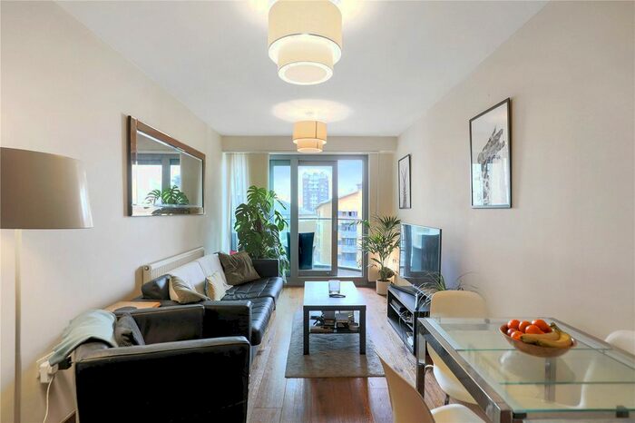 2 Bedroom Flat To Rent In Orbis Wharf, Bridges Court Road, SW11