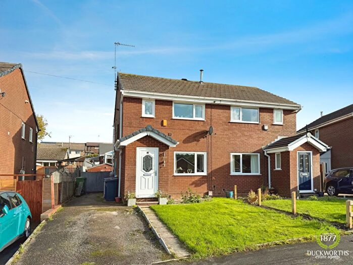 3 Bedroom Semi Detached House For Sale In Icconhurst Close, Accrington, BB5
