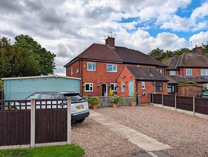 3 Bedroom Semi-Detached House For Sale In Brookside, Lowdham, NG14
