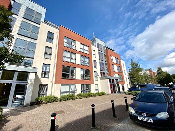 1 Bedroom Apartment To Rent In Ashton Gate, Paxton Drive, BS3