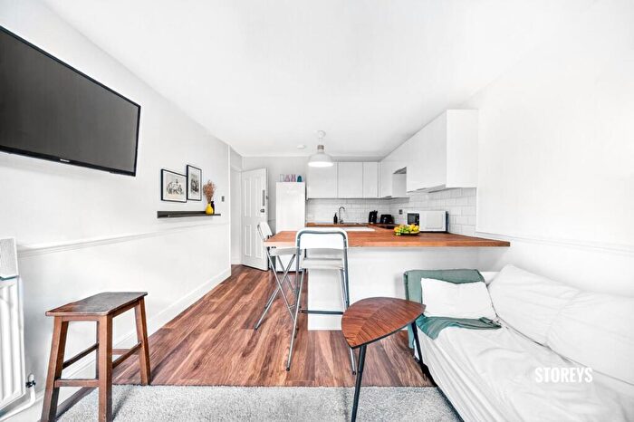 4 Bedroom Duplex For Sale In Hackney Road, Shoreditch, London, E2 - Photo 4
