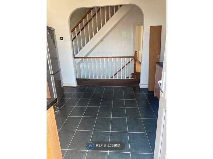 2 Bedroom Flat To Rent In Bolton Road, Kearsley, BL4