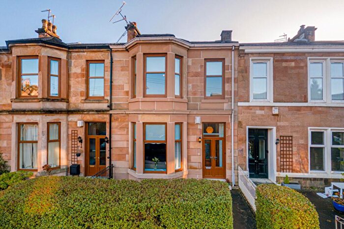 4 Bedroom Terraced House For Sale In Kilmailing Road, Cathcart, Glasgow, G44