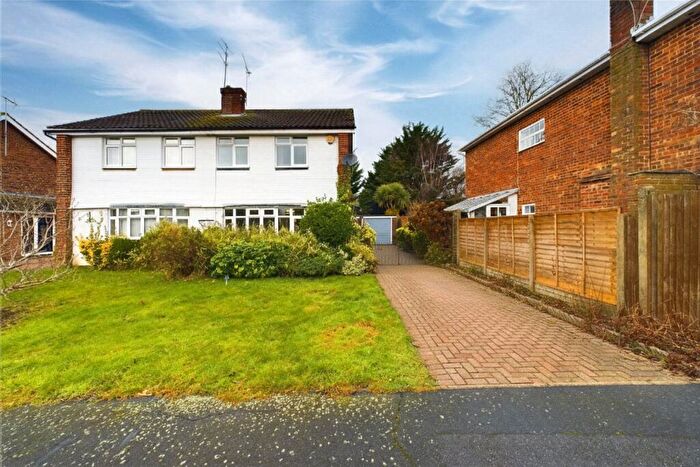 3 Bedroom Semi Detached House To Rent In Winchester Drive, Maidenhead, Berkshire, SL6