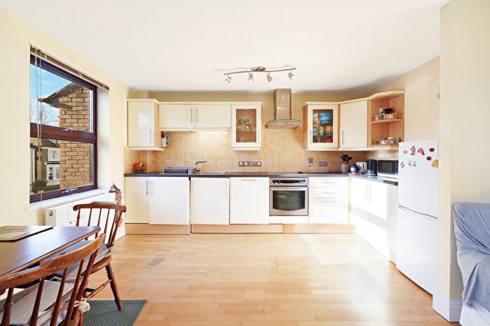 1 Bedroom Flat For Sale In Cavendish Road, Brondesbury, NW6