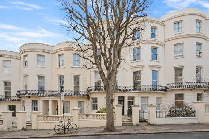 1 Bedroom Apartment For Sale In Brunswick Road, Hove, BN3