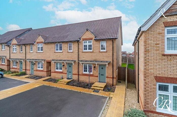 2 Bedroom End Of Terrace House For Sale In Burnet Drive, Leckhampton, GL53