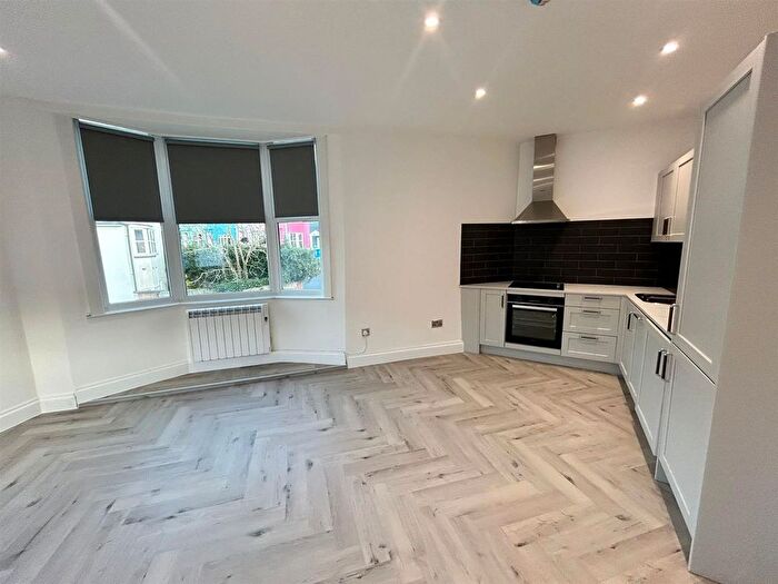 2 Bedroom Maisonette To Rent In Islingword Road, Brighton, BN2