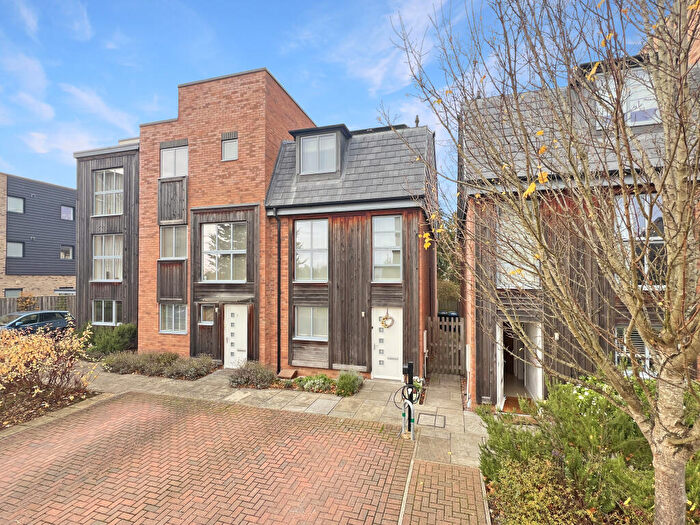4 Bedroom Town House For Sale In Trumpington Place, Addenbrookes Road, CB2