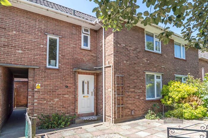 5 Bedroom Semi-Detached House For Sale In Peckover Road, Norwich, NR4