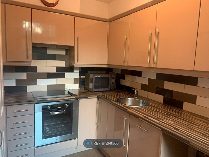 1 Bedroom Flat To Rent In Utley, Keighley, BD20