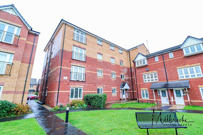 2 Bedroom Flat To Rent In Hatherton Court, Worsley, M28