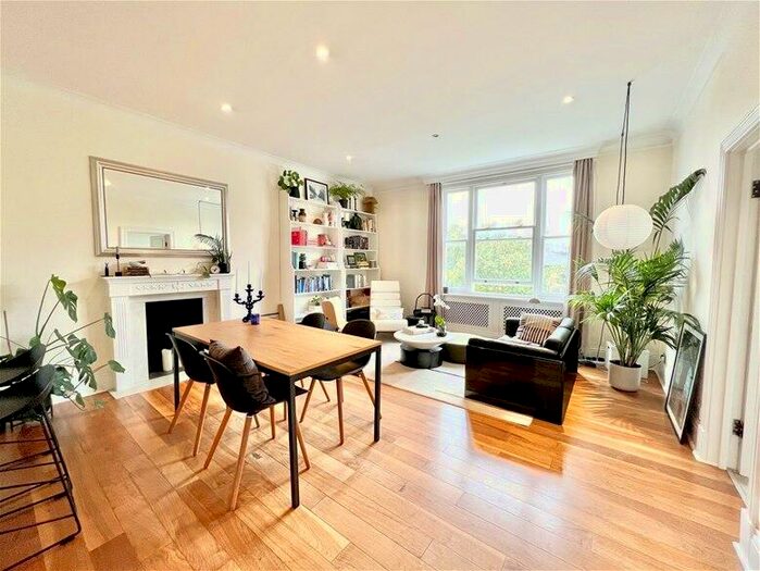 2 Bedroom Flat To Rent In Belsize Park Gardens, Belsize Park, NW3