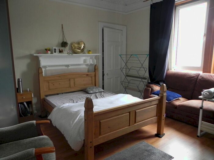 1 Bedroom Flat To Rent In Clepington Road, Maryfield, Dundee, DD3