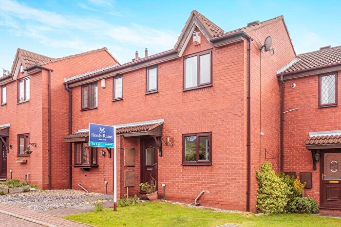 2 Bedroom Terraced House To Rent In Leventhorpe Court, Oulton, Leeds, LS26