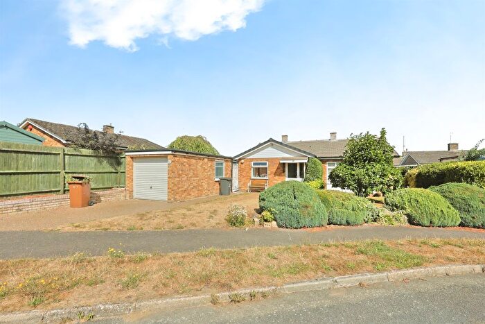 3 Bedroom Detached Bungalow For Sale In Adastral Place, Swaffham, PE37