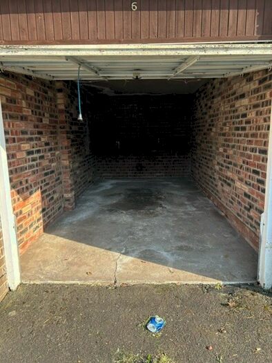 Commercial Property To Rent In Holystone Avenue (Garage), Blyth, NE24