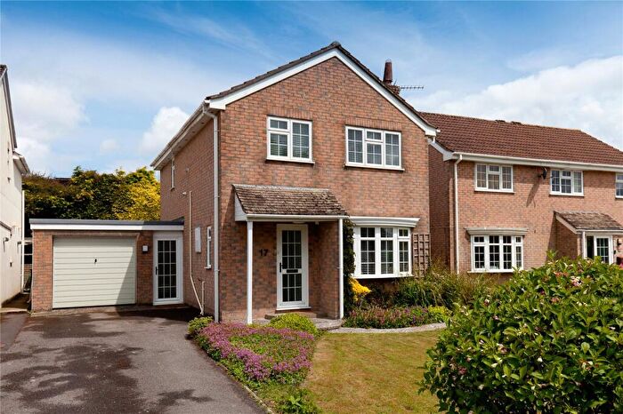 3 Bedroom Detached House For Sale In Cranborne Drive, Shaftesbury, Dorset, SP7