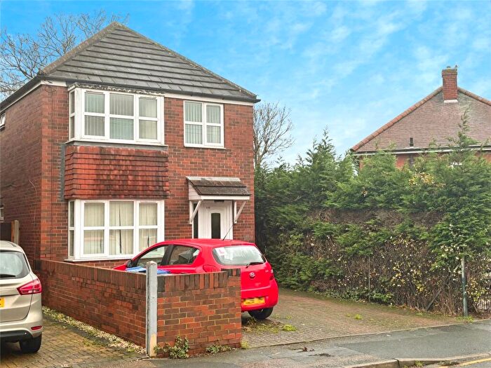 2 Bedroom Flat For Sale In Canterbury Road, Doncaster, South Yorkshire, DN2
