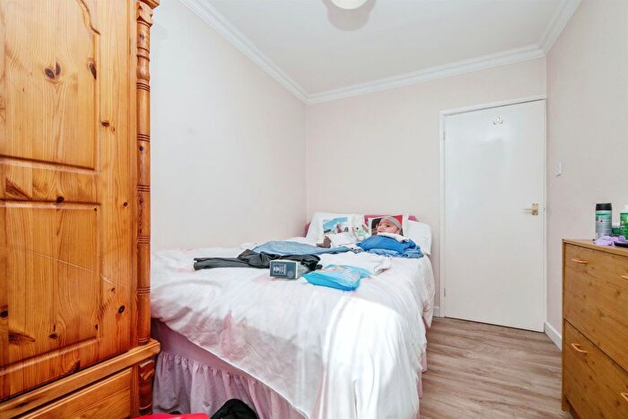 2 Bedroom Detached Bungalow For Sale In Crossways, Jaywick, Clacton-On-Sea, CO15