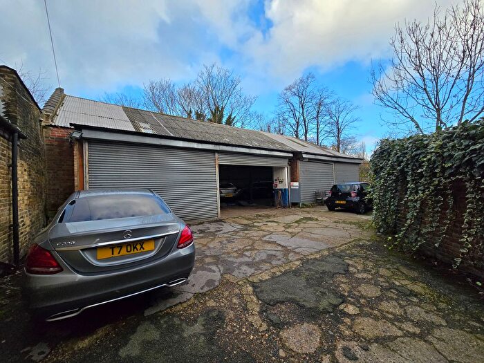 Property To Rent In Japan Crescent, Finsbury Park, N4