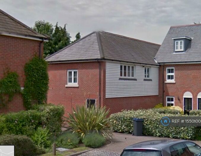 2 Bedroom Maisonette To Rent In Pewter Court, Canterbury, CT1