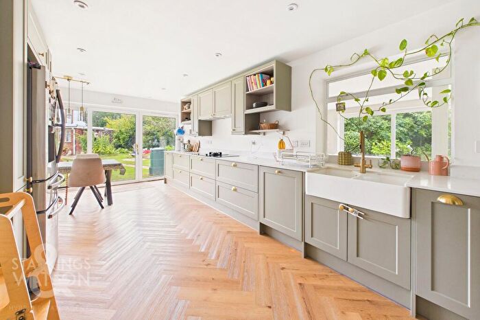 3 Bedroom Detached Bungalow For Sale In Skedge Way, Blofield Heath, Norwich, NR13