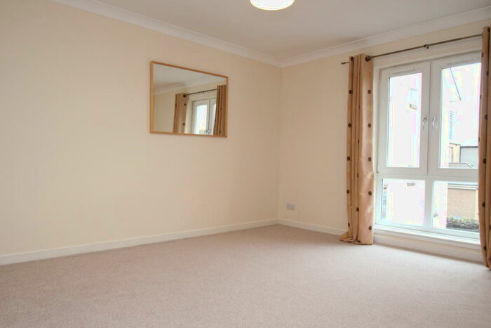 2 Bedroom Flat To Rent In Polmaise Court, Stirling, FK7