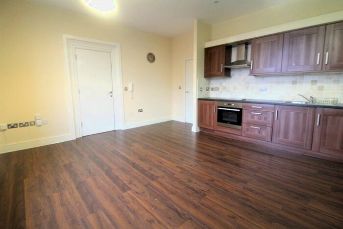 2 Bedroom Flat To Rent In St Lawrence House, Crawshaw Road, Leeds, LS28
