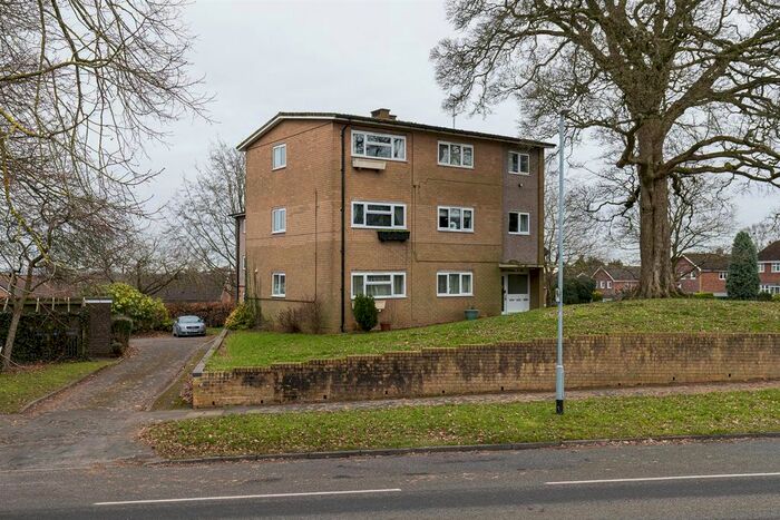 1 Bedroom Flat To Rent In Harrowby Drive, Westlands, Newcastle Under Lyme, ST5