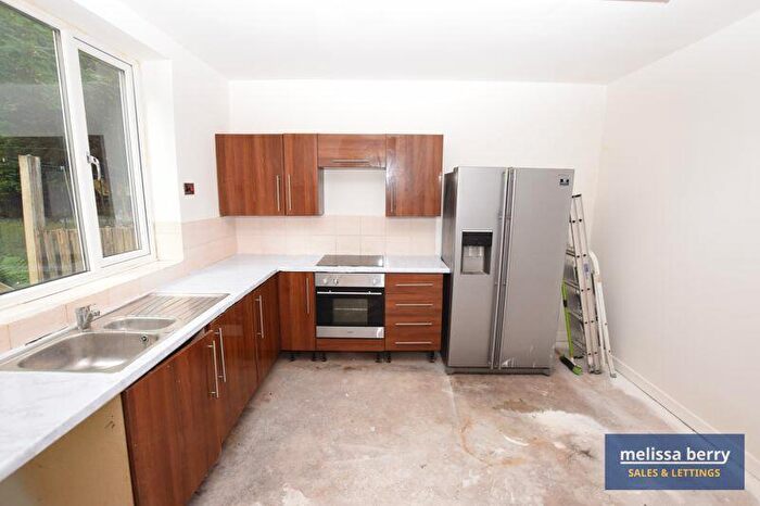3 Bedroom Terraced House For Sale In Green Lane, Middleton, Manchester, M24