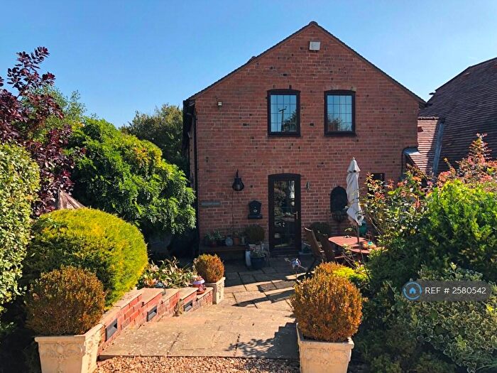 4 Bedroom Semi-Detached House To Rent In Wixford Road, Alcester, B50