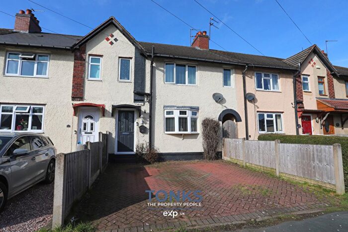 3 Bedroom Terraced House For Sale In Highfield Crescent, Halesowen, B63