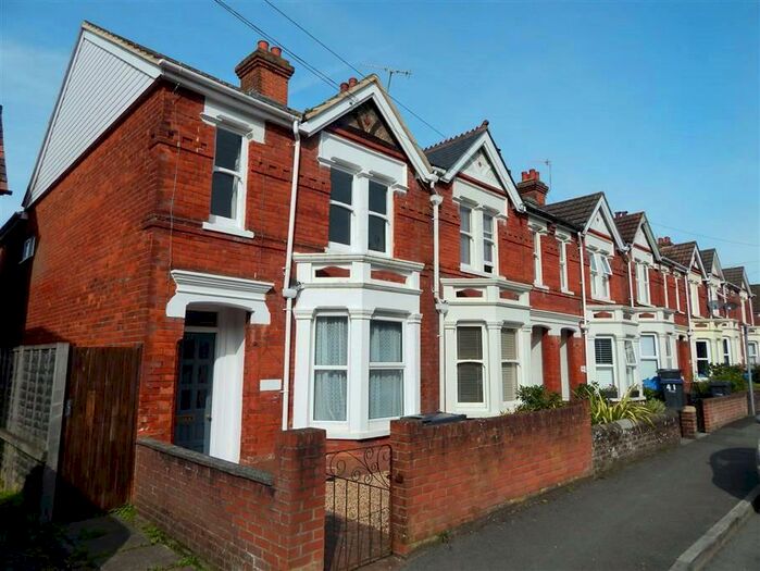 2 Bedroom Flat To Rent In Belle Vue Road, Salisbury, Wiltshire, SP1