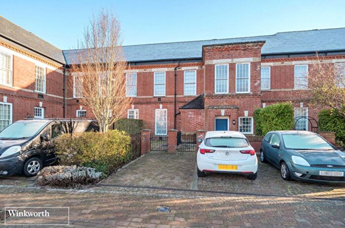 1 Bedroom Maisonette For Sale In Canadian Way, Limes Park, Basingstoke, RG24