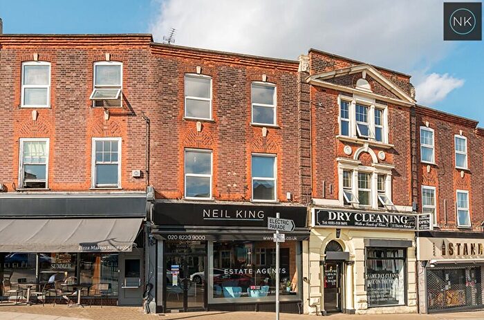 1 Bedroom Apartment To Rent In Electric Parade, George Lane, South Woodford, London, E18