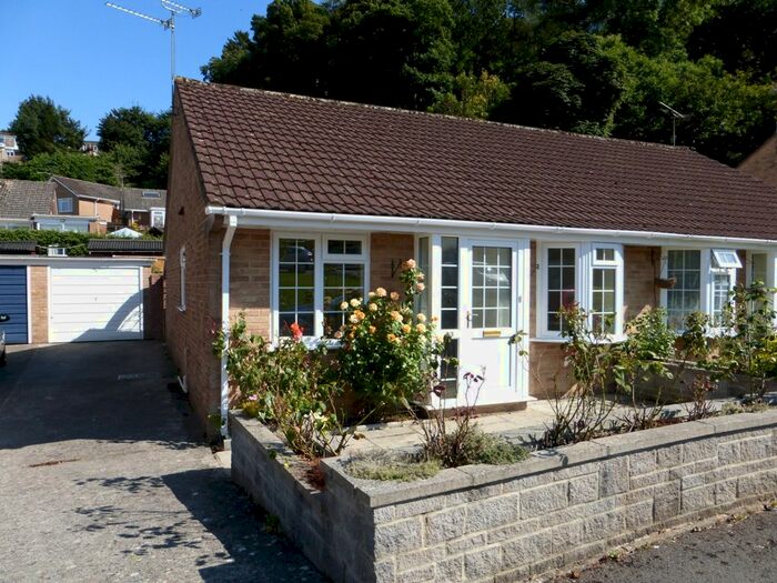 2 Bedroom Semi-Detached Bungalow To Rent In Plantagenet Chase, Yeovil, BA20