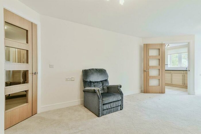 2 Bedroom Apartment For Sale In Goodes Court, Baldock Road, Royston, SG8