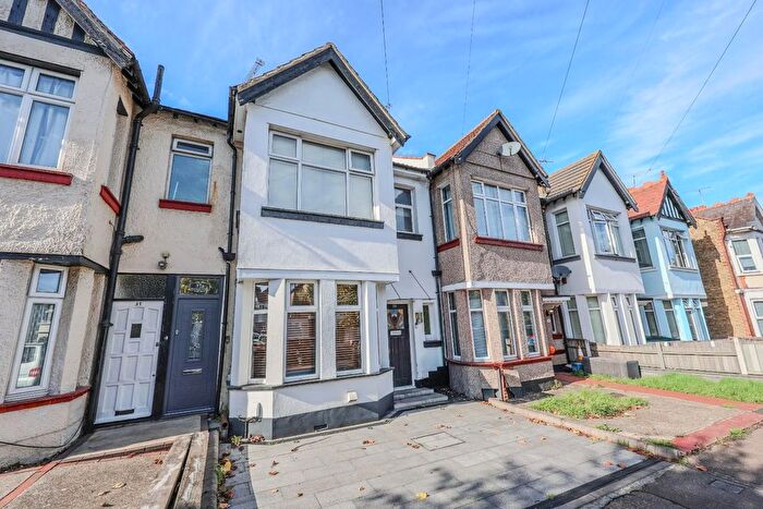 3 Bedroom Terraced House For Sale In Fairmead Avenue, Westcliff-On-Sea, SS0