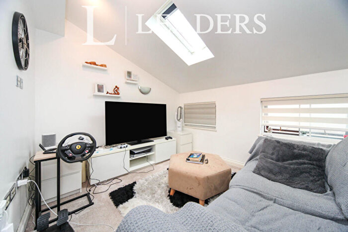 2 Bedroom Apartment To Rent In The Pulse - High Street South, LU6