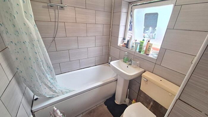2 Bedroom Terraced House For Sale In Somerset Road, Radford, Coventry, CV1