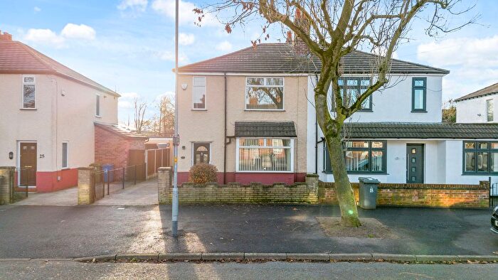 3 Bedroom Semi-Detached House For Sale In Reynolds Street, Warrington, WA4