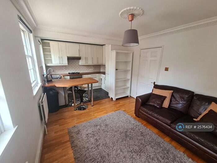 2 Bedroom Maisonette To Rent In Prince Regent Mews, London, NW1