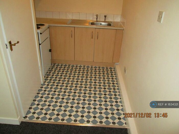 Studio To Rent In Afton Road, Stevenston, KA20