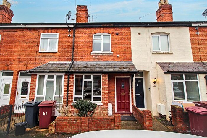 2 Bedroom Terraced House For Sale In Cranbury Road, Reading, RG30
