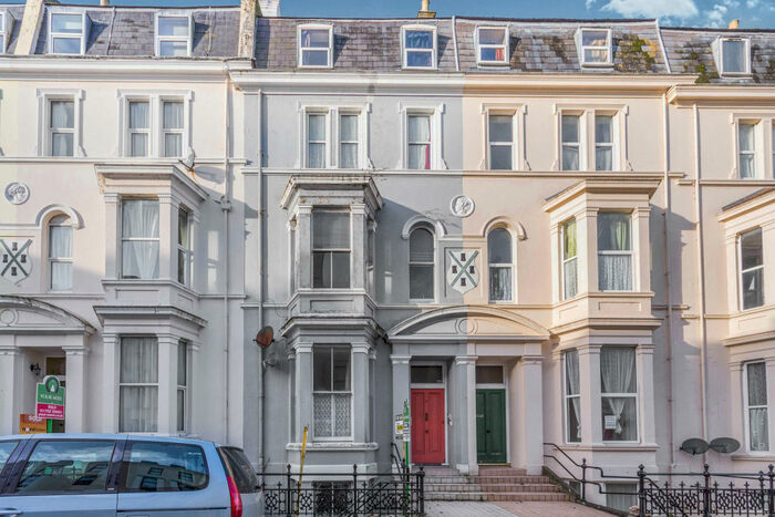 1 Bedroom Flat To Rent In Holyrood Place, Plymouth, PL1