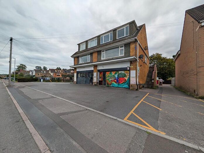 3 Bedroom Maisonette For Sale In A Prestbury Drive, Warminster, Wiltshire, BA12
